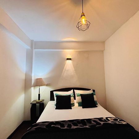 The Urban Hideout Apartment นูวาราเอลิยา ภายนอก รูปภาพ