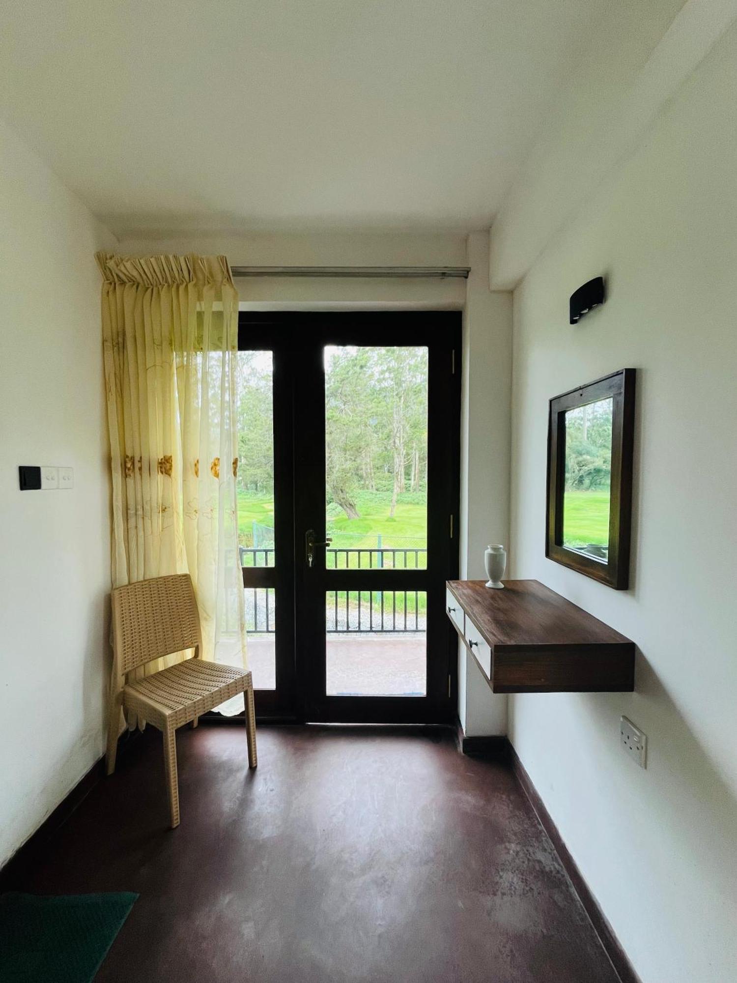 The Urban Hideout Apartment นูวาราเอลิยา ภายนอก รูปภาพ
